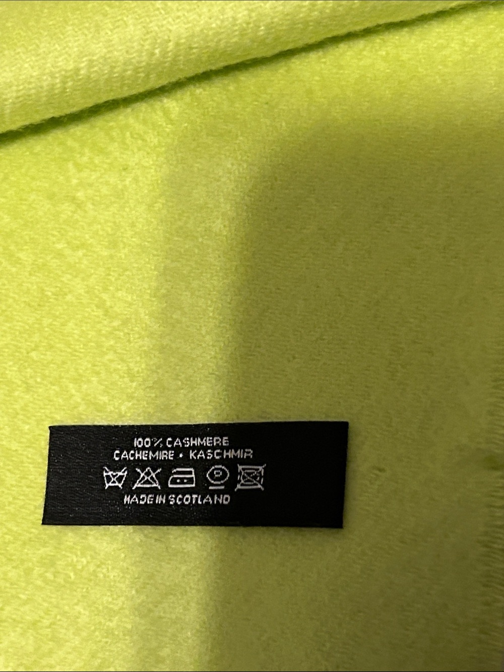 100% Cashmere Scarf Neon Lime